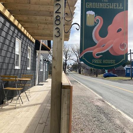 Groundswell Pub & Inn D'Escousse Esterno foto