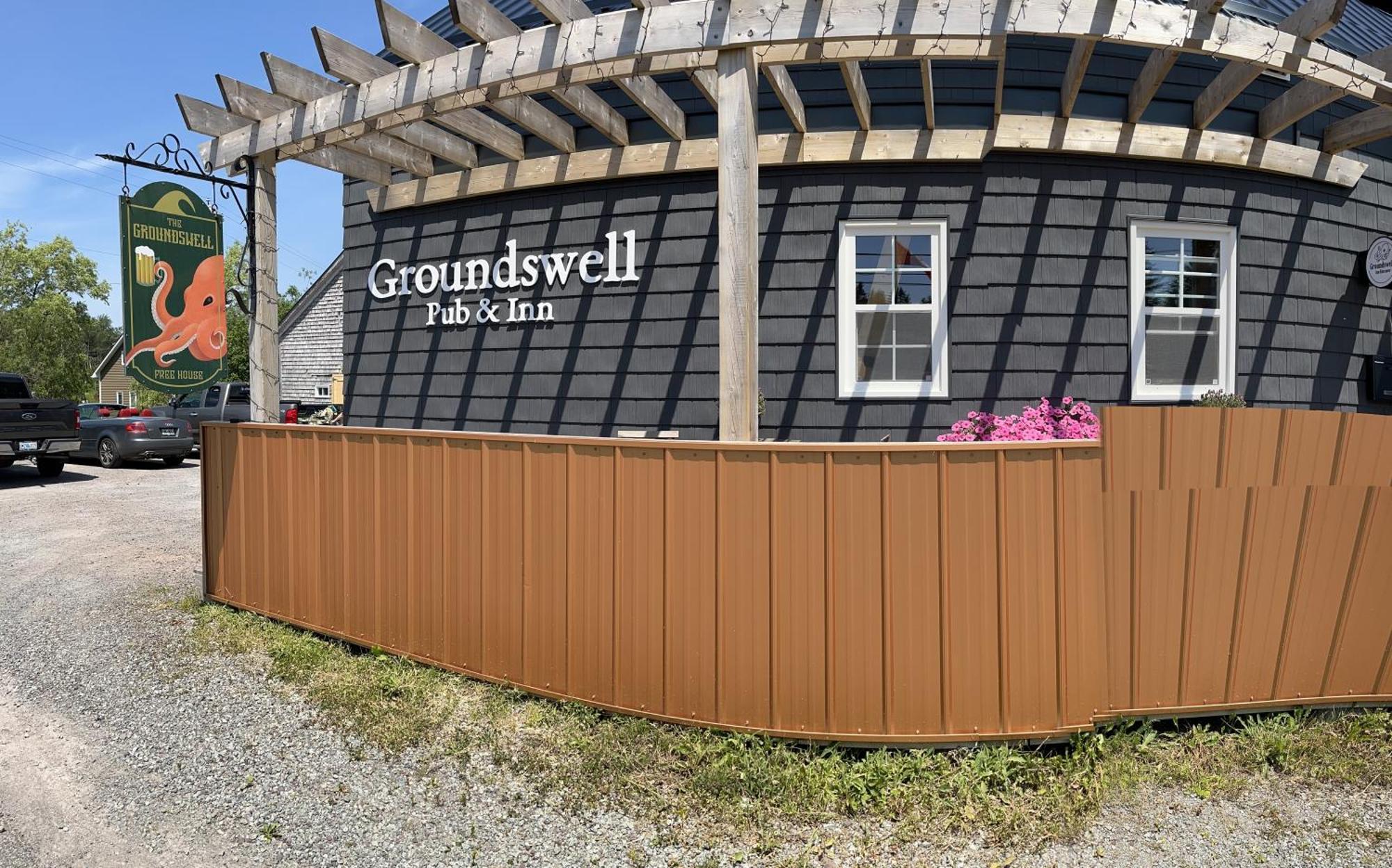 Groundswell Pub & Inn D'Escousse Esterno foto